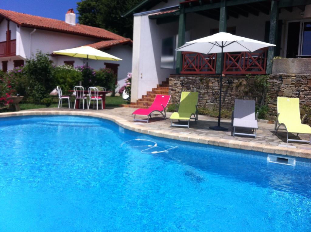 Frühstückspension Maison Iratzean 3*